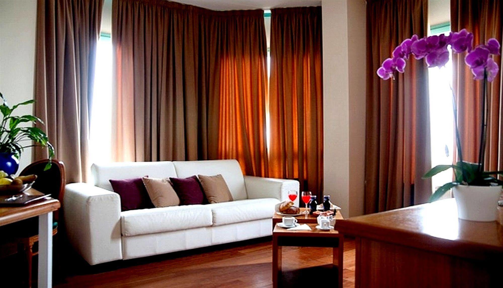 Hotel Excelsior Васто Экстерьер фото